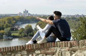 0vLk9kpTURBXy9iOGQ5ODk0MmFhNGNhMTE1M2UzMmJkNThhZDVjYjUxMC5qcGeRkwLNAxYA3gABoTAF