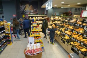 1641410125-Tan2022-1-5_191448858_8-1200x800