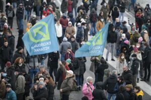 1642250756-DRM_6332-1200x800