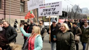 1647522320-Protest_prosvetara_ispred_Vlade_Srbije_AJ-1024x576