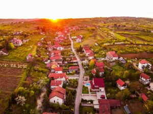 1648475678-shutterstock_1709303695-1024x768