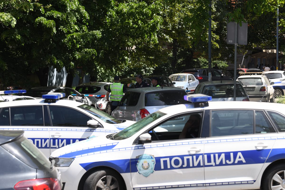 1652092037-DSC_4882-1200x800