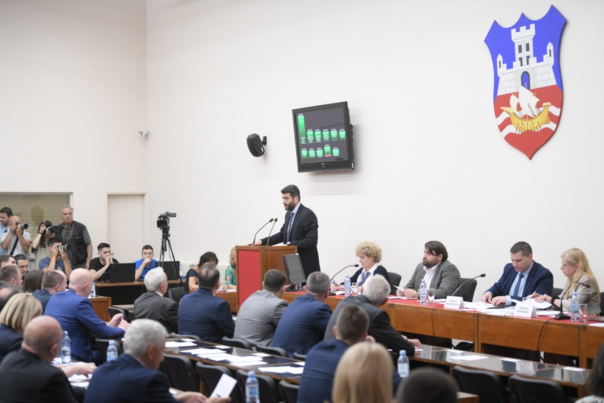 1655719931-DRM_2388-1200x800