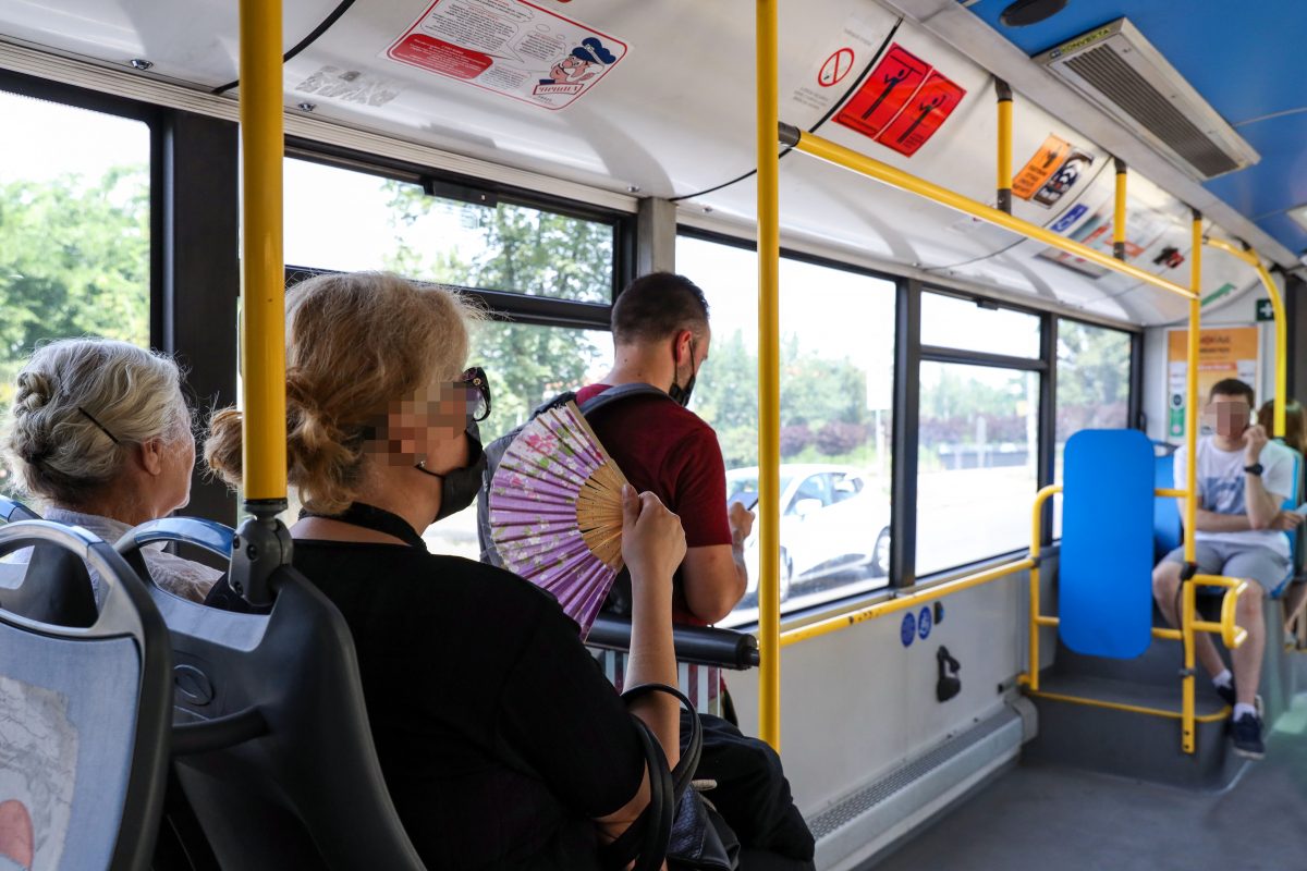 1656704303-Vrucina-u-autobusu-GSP-klima18-Foto-N1-1200x800