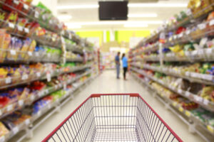 ShoppingCartInSupermarket