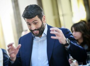 1674748921-VEC_1637-01-1024x752