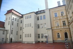 1675771562-VEC_6759-01-1024x683