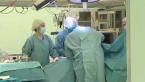 1676894602-klinika-za-kardiohirurgiju-kc-nis-operacija-hirurzi-N1-4