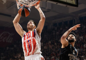 Crvena-Zvezda-mts-Belgrade-v-Anadolu-Efes-Istanbul-20222023-Turkish-Airlines-EuroLeague