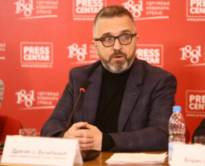 Press-conference-of-Dragan-J.-Vucicevic-The-departure-of-the-editor-in-chief-of-the-daily-newspaper-Informer-Dragan-J.-Vucicevic-to-prison-on-Monday-April-3.Konferencija-za-novinare-Dragana-J.-Vucicevica-Odlazak-glavnog-urednika-dnevnih-novina-Informer-Dragana-J.-Vucicevica-u-zatvor-u-ponedeljak-3.-aprila