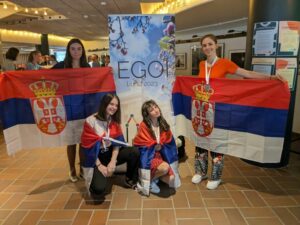 1689922791-matematicari-2-830x0