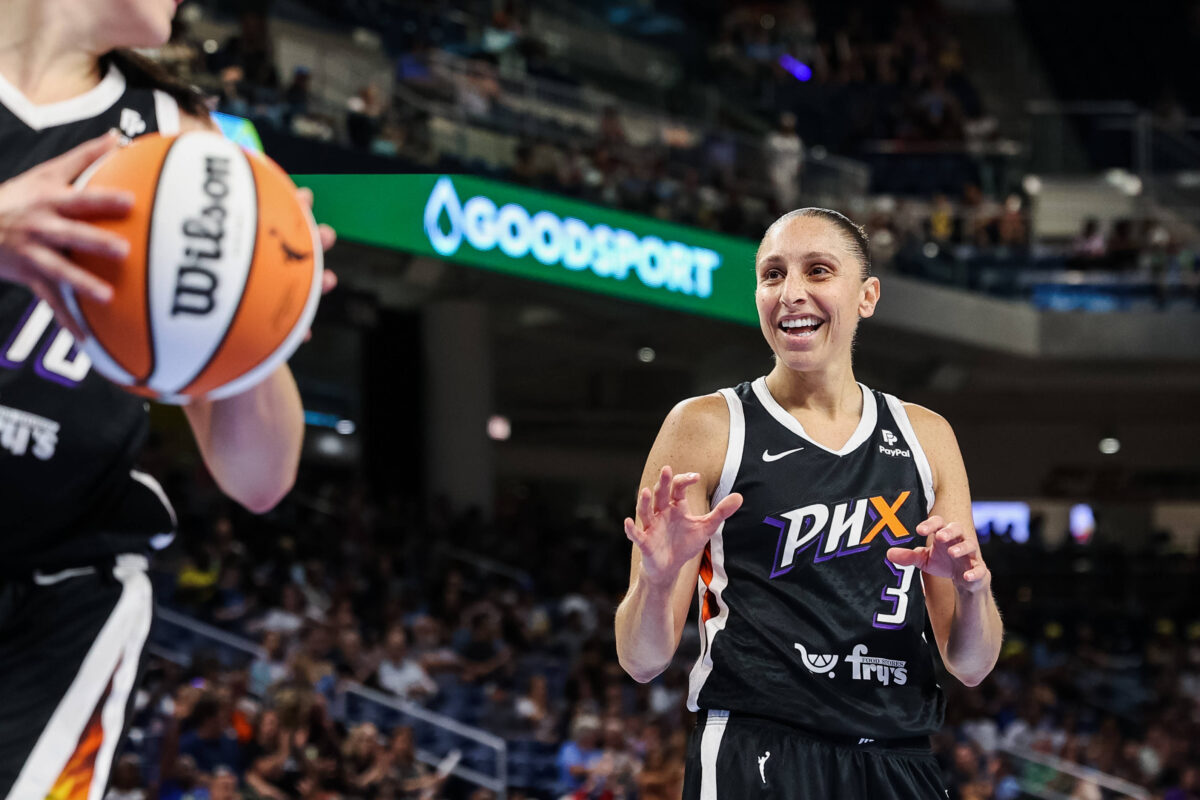 Chicago-USA-July-30-2023-Diana-Taurasi-3-Phoenix-Mercury-reacts-to-a-play-during-the-game-between-the-Chicago-Sky