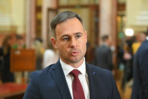 1707214080-HAM_6507-1024x683