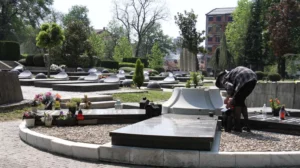 1713262158-16-e1713187028454-1000x560