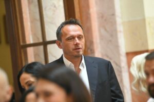 1722260387-1721730772-HAM_6703-1200x800