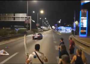 1723363956-auzto-u-bekstvu-1024x726