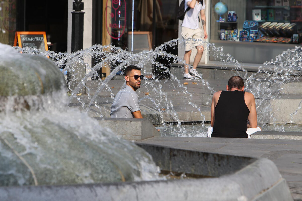 1724055337-2F3A0602_b-copy-1200x800