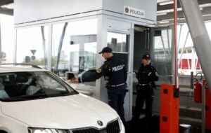 Slovenia-tightens-security-at-border-with-Croatia