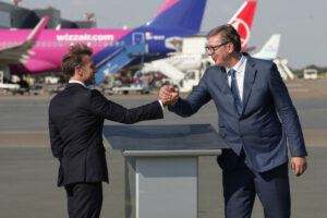 EMANUEL-MAKRON-ALEKSANDAR-VUEIAE