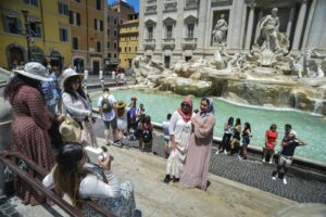 Italy-Rome-Trevi-Fountain-with-limited-and-paid-access-for-tourists-the-solution-that-the-city-of-Rome-is-considering-to-protect-the-monument-in-view-of-the-Vatican-Jubilee