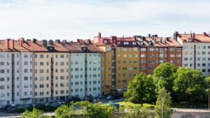 ColourfulTraditionalHousesOnTheIslandOfLillaEssingenIn