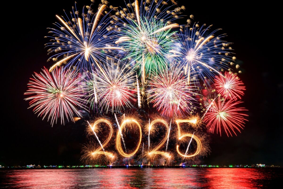 Sparkler2025TextColorfulFireworkIlluminationOnDarkBlueSky