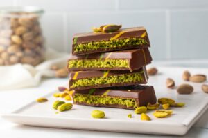 DubaiChocolatePistachioPasteAndKunefeFilledMilkChocolate
