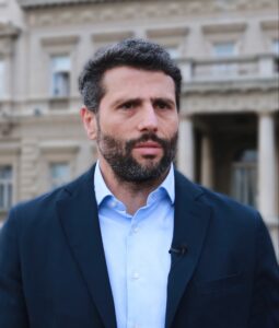 3301a24a41b356cfad93f897ca9edeea-2119257166