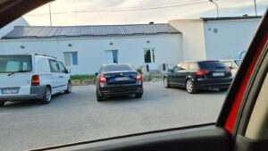 3d83828a-7000-4f40-b5bd-36c691ff1082