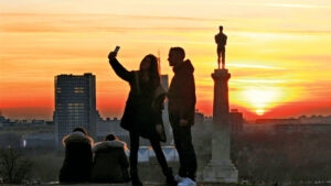 677z381_KALEMEGDAN-par-nm