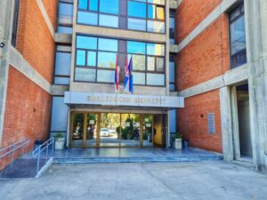 filozofski-fakultet-studenti-1024x768