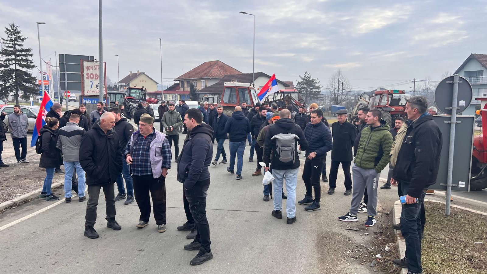 IMG-98394d2238eb047ff5cd00575490c671-V