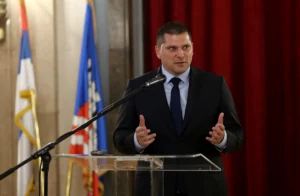 MRnk9kqTURBXy82NTdhMGY5NzJjNWM3MjQxNTVlZjUyYWY5YzYzMjMyYi5qcGVnkZMCzQSwAN4AAaEwBQ