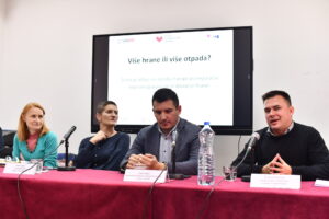 Ucesnici-panela-Vise-hrane-ili-vise-otpada-Snezana-Savcic-Petric-Adela-Comic-Todo-Terzic-i-Zeljko-Mitkovski