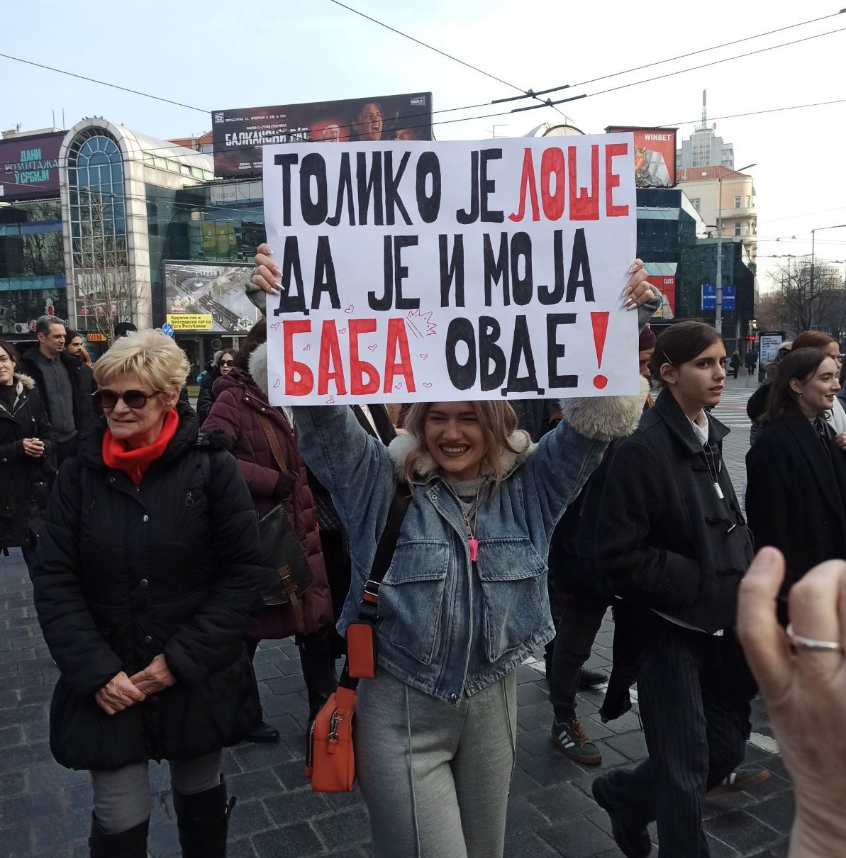 1738761834-babe-penzioneri-protest