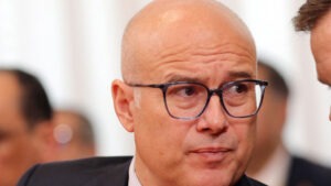 677z381-677z381-677z381-Vucevic-anvas07