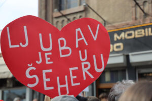 1740681954-Studenti-protest-Novi-Pazar-10-Senad-Zupljanin-b-copy-1200x800