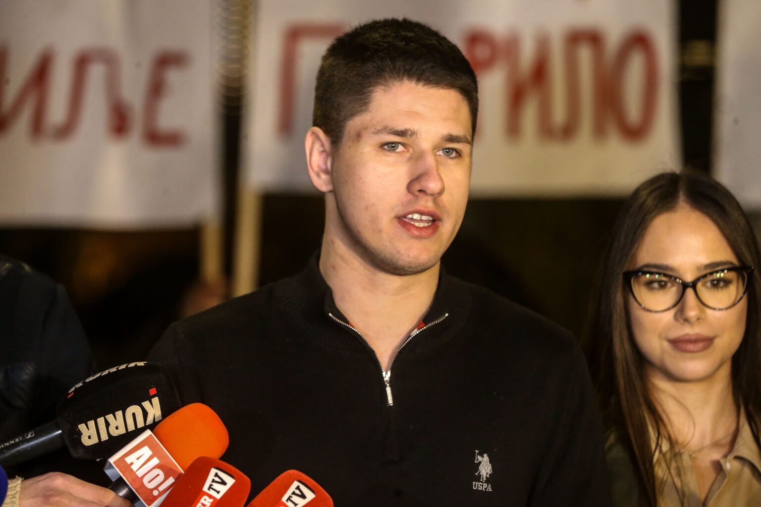 Students who want to study have set up tents in front of the General Secretariat of the Republic of Serbia.Studenti koji zele da studiraju postavili su satore ispred Generalnog sekretarijat Republike Srbije.