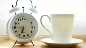 alarm-clock-gc2f577733-1280-e1648204543485-1000x560