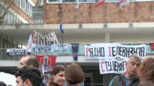 1744785139-studenti-blokada-rts-a-6-1536x864