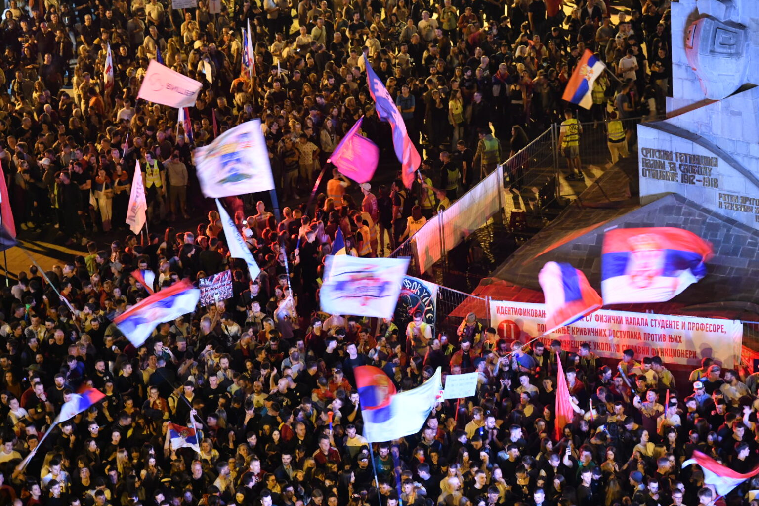 1744831792-VLD-3330-1536x1024