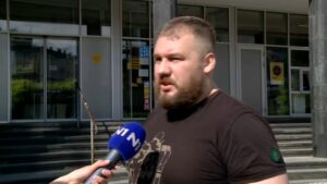 1745050761-Postar-Denis-Gelic