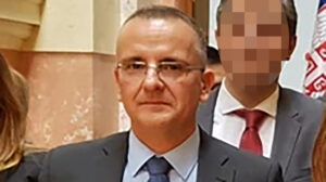 1750884570-1750881639-010.jpg02-blur-svih-blurova