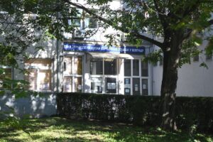 1603367110256-1200x800