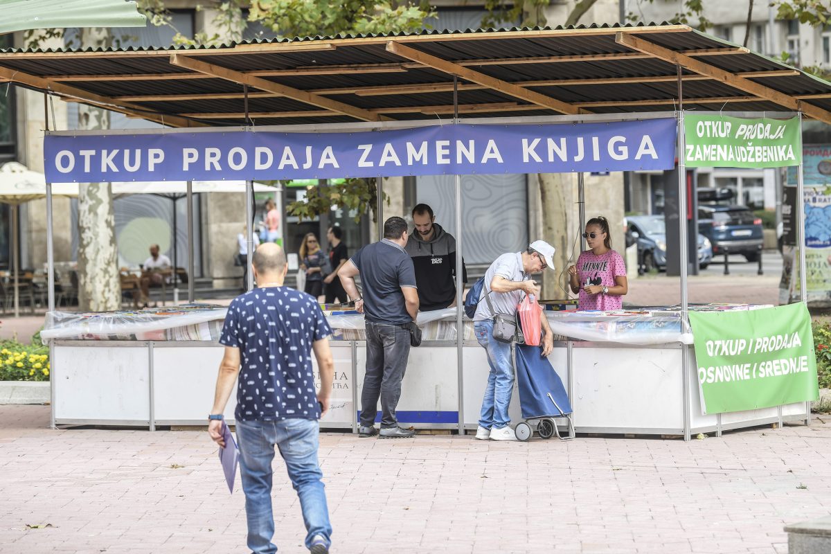 1661935963-SRD9967-1200x800