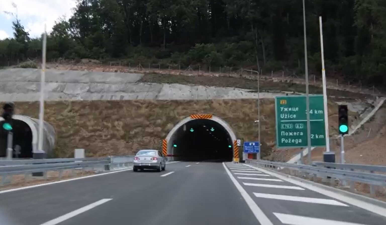 1752916181-tunel-2-1536x895