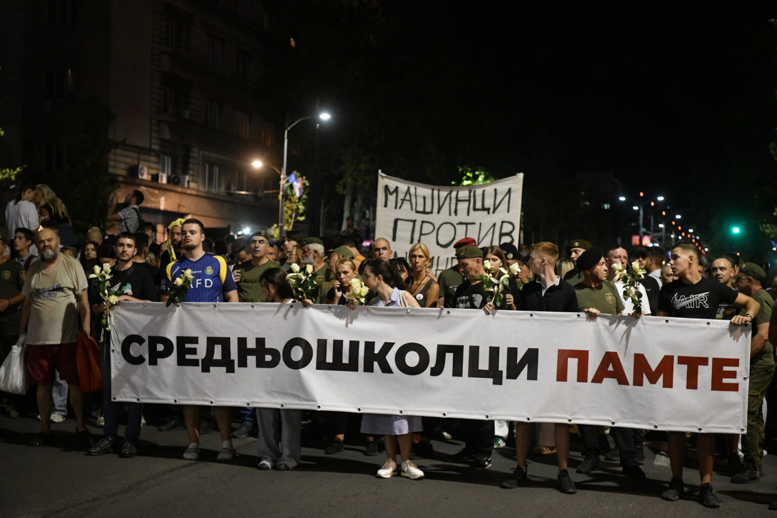 1756752657-veliki-protest-srednjoskolaca-i-studenata-10-meseci-od-pada-nadstresnice-foto-goran-srdanov-nova-rs-46-1536x1024