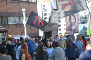 1758117270-skup-gradjana-centralni-zatvor-170925-foto-amir-hamzagic-nova-rs-6-1536x1024