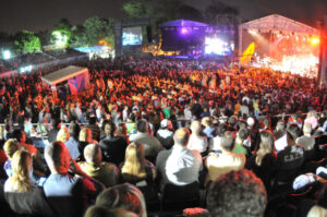 1759144128-Nisville-panorama-foto-D.M.-Car-1MB-750x498