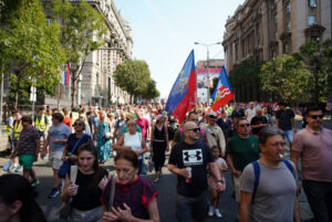 Students of higher education institutions in the blockade have called for a protest "The Index is Stronger than a Baton" that will start in front of the Government of Serbia, and then continue towards the Palace of Justice, the building of the Unit for the Protection of Certain Persons and Objects and finally the Internal Control Sector of the Ministry of Internal Affairs.Studenti visokoskolskih ustanova u blokadi pozvali su na protest "Indeks je jaci od pendreka" koji pocinje ispred Vlade Srbije, a zaqtim se nastavlja ka Palati pravde, zgradi Jedinice za obezbedjenje odredjenih licnosti i objekata i na kraju Sektor unutrasnje kontrole Ministarstva unutrašsjih poslova.